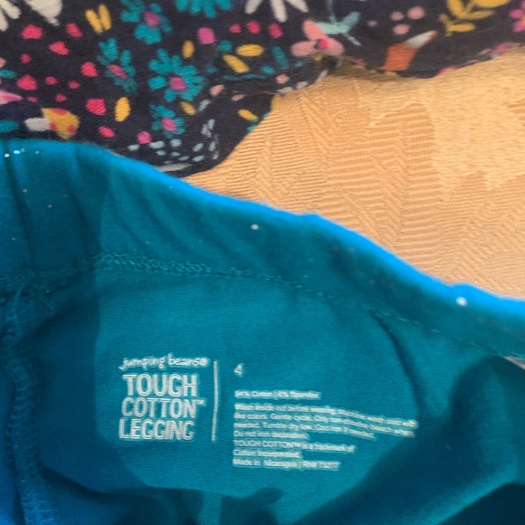 Cute little girl 2pc sets 4t - Picture 6 of 6